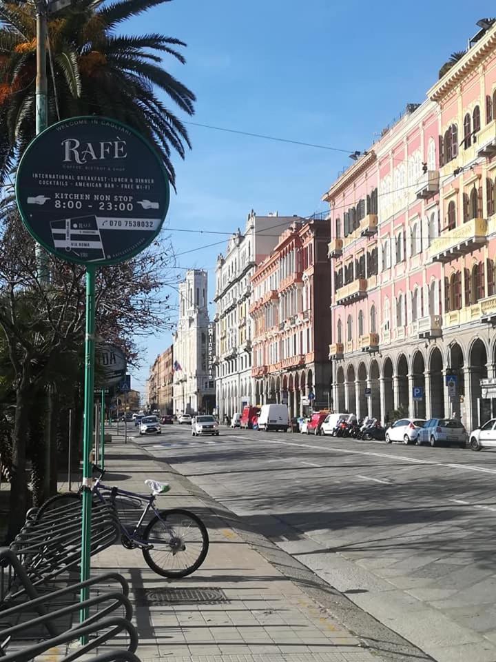 B.House Bed & Breakfast Cagliari Exterior foto
