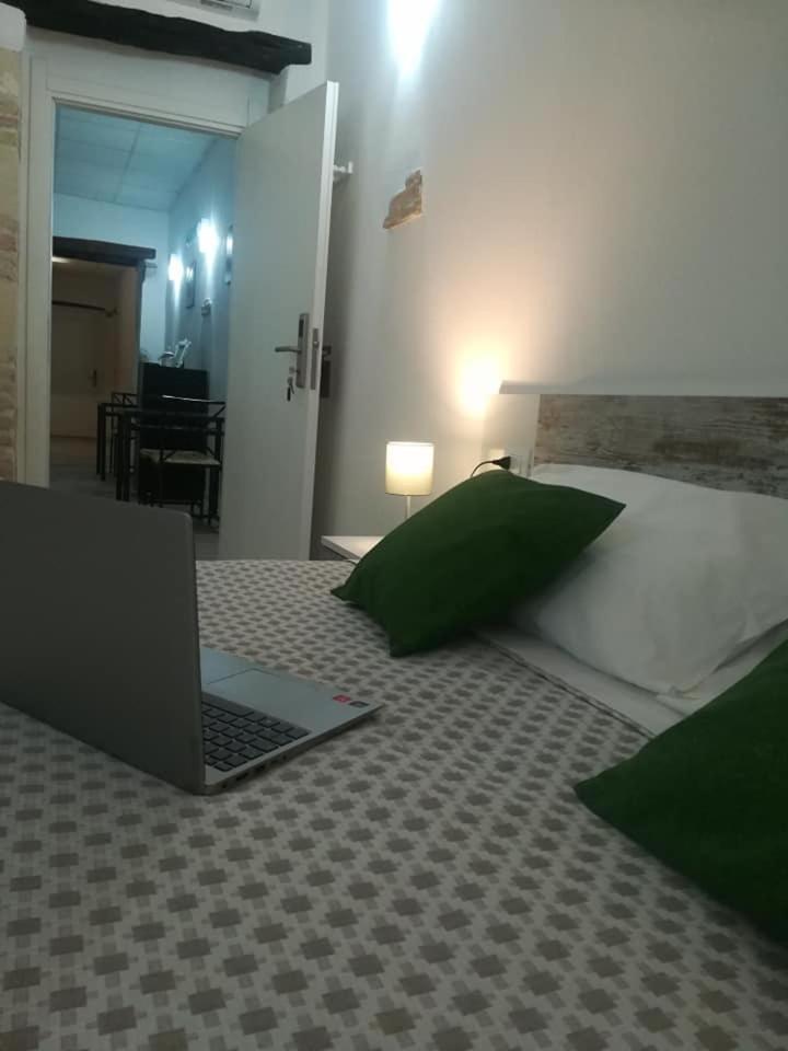 B.House Bed & Breakfast Cagliari Exterior foto