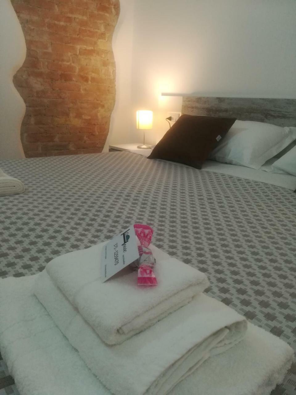 B.House Bed & Breakfast Cagliari Exterior foto